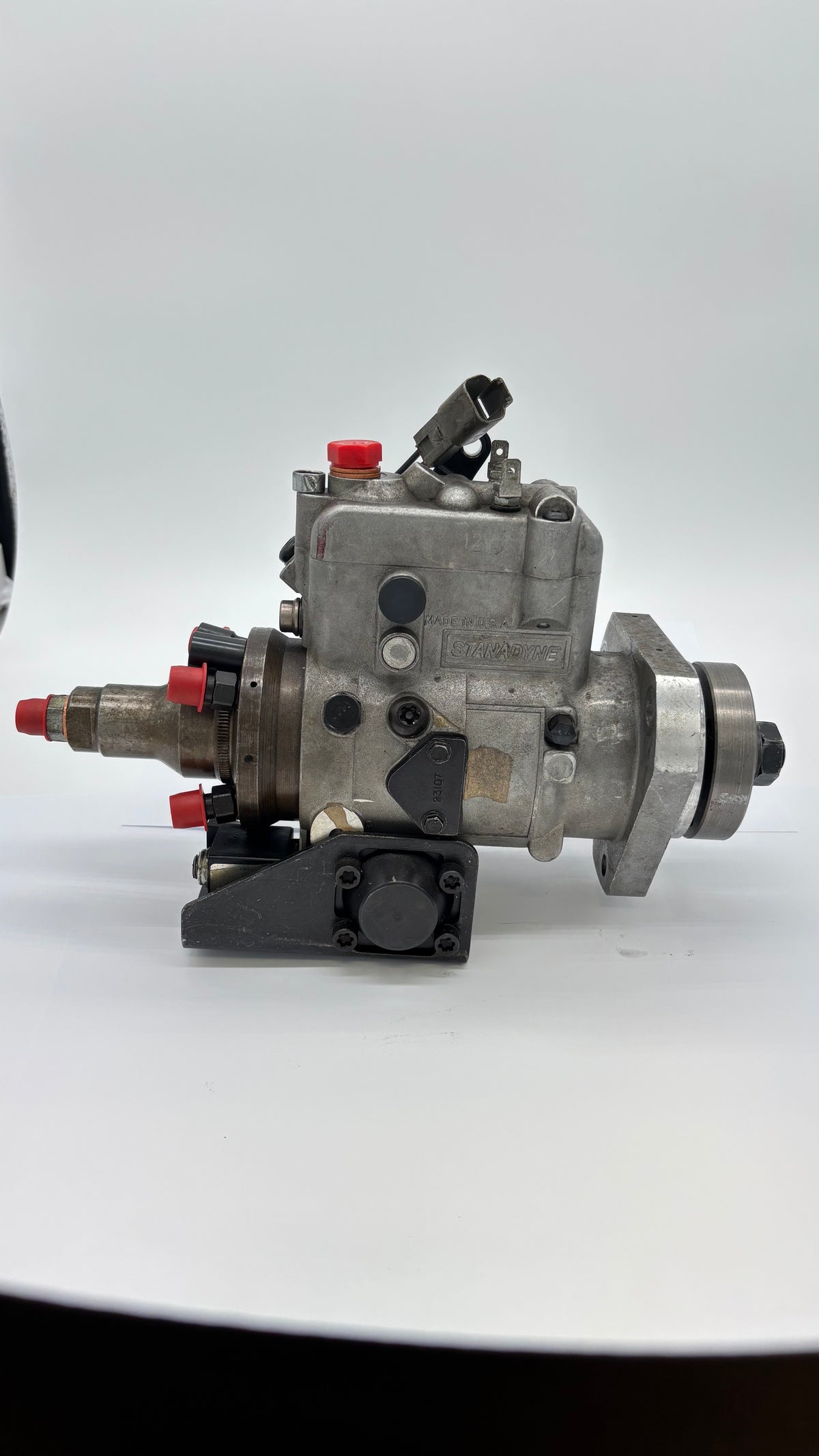 Stanadyne Injection Pump  DB4427-5357 (Fits 4T 1004.40 T Diesel Engine)